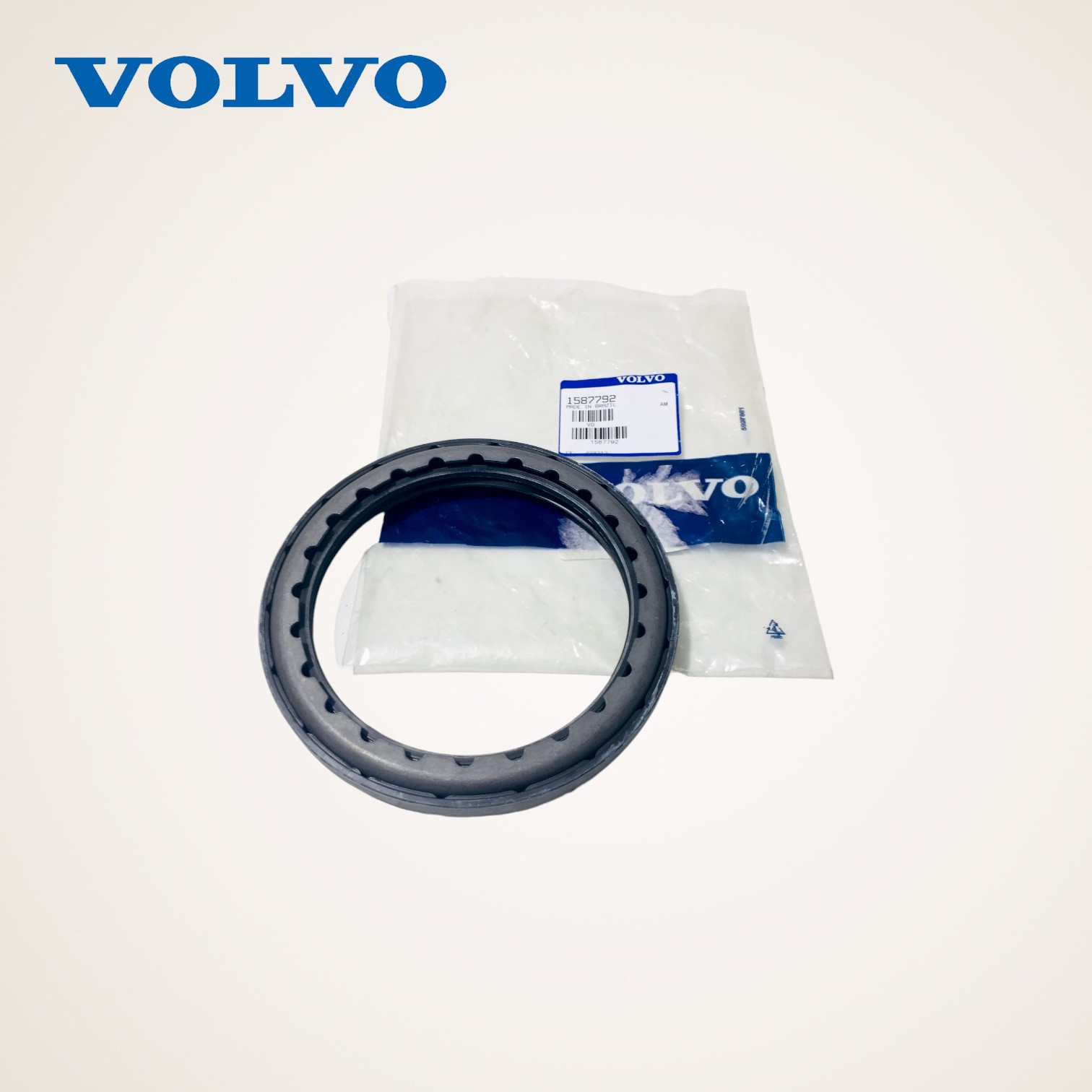 RETENTOR CUBO DE RODA DIANTEIRA ORIGINAL CAMINHAO E ONIBUS - 1587792 - VOLVO