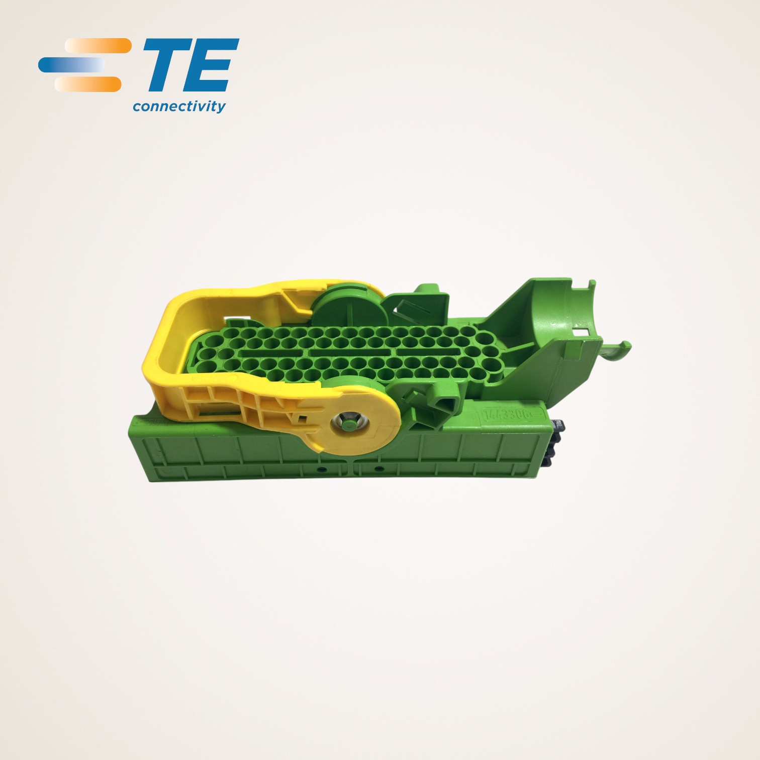 CONECTOR ELETRICO AUTOMOTIVO FEMEA 66 VIAS 2.5MM VERDE/AMARELO - 4-1394748-1 - TE CONNECTIVITY