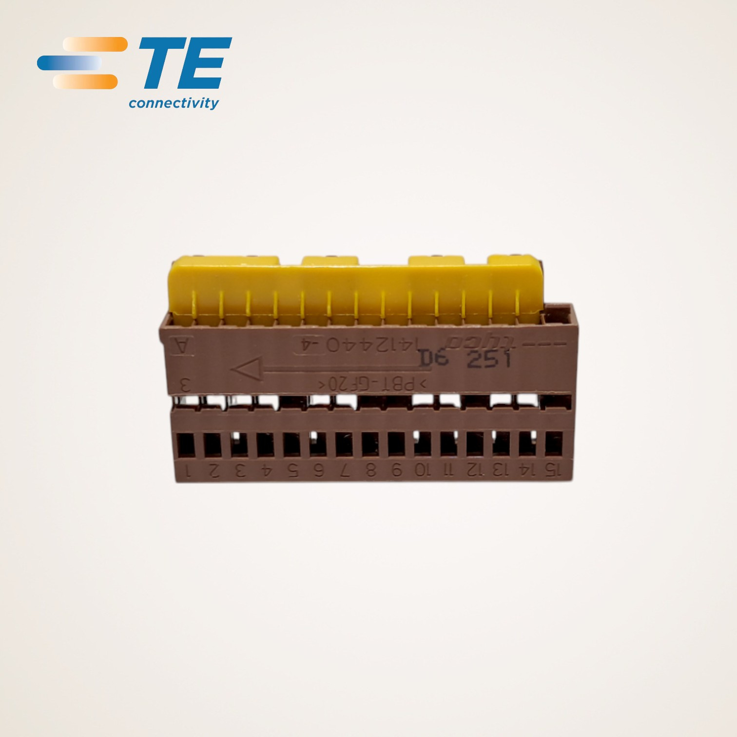 CONECTOR ELETRICO AUTOMOTIVO 30 VIAS MARROM - 1393380-1 - TE CONNECTIVITY