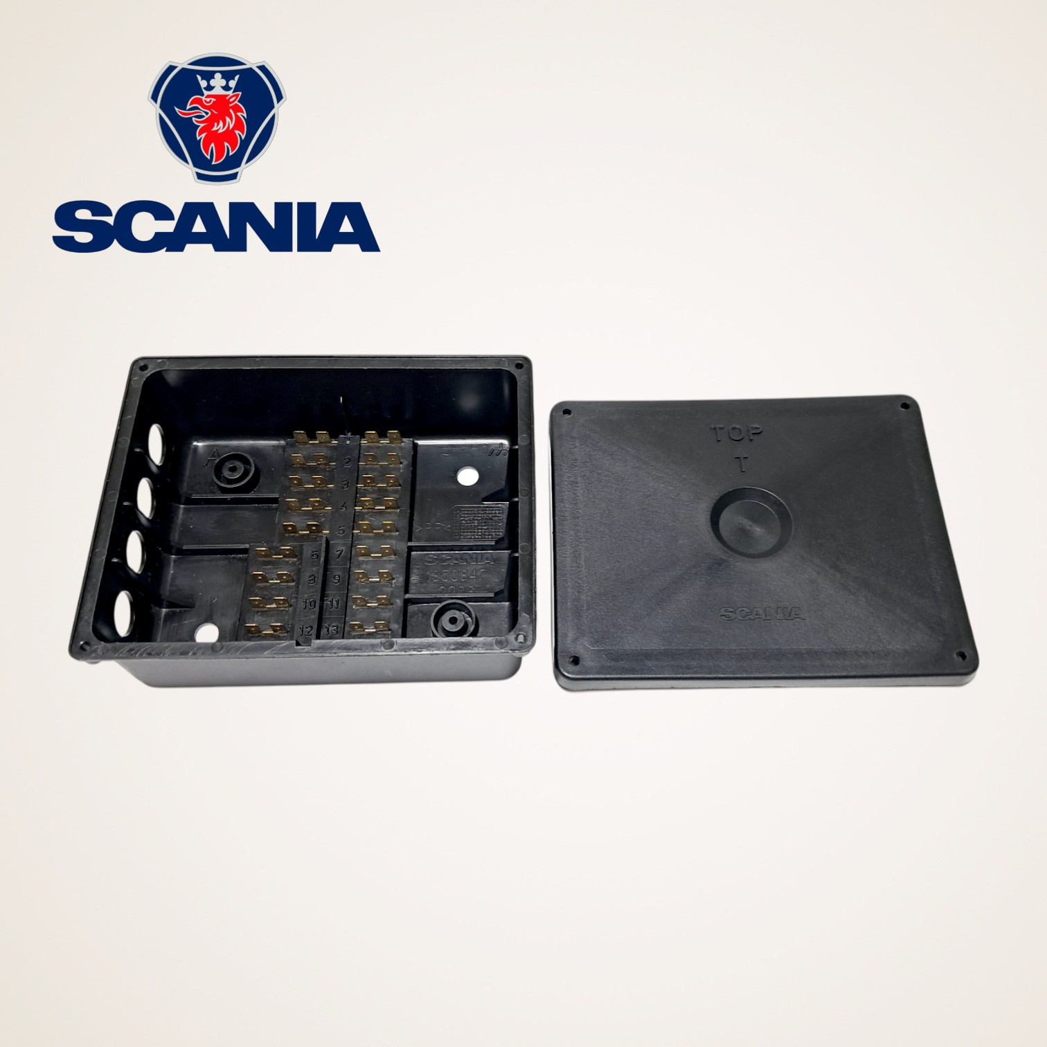 CAIXA DE LIGACAO CHICOTE ELETRICO ORIGINAL SERIE 4/L-P-G-R-S-T - 1350847 - SCANIA